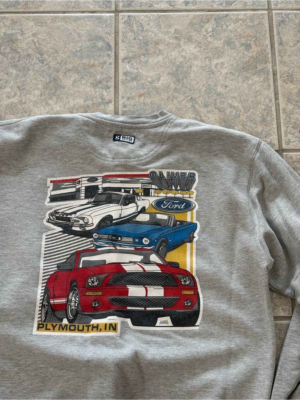Y2K FORD MUSTANG BACK-HIT GREY CREWNECK SWEATSHIRT